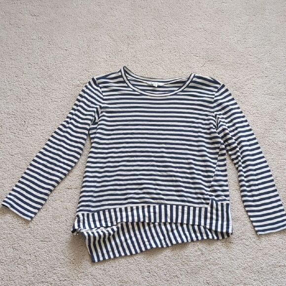 CAbi Tops - Cabi Asymmetrical Hem Striped Top Size M